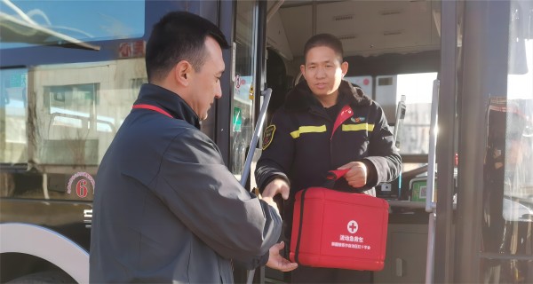 暖心！科洛助力新疆各市努力實(shí)現(xiàn)公交車輛急救包全覆蓋